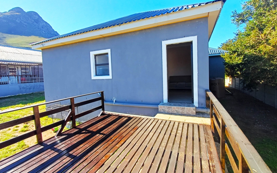 4 Bedroom Property for Sale in Palmiet Western Cape
